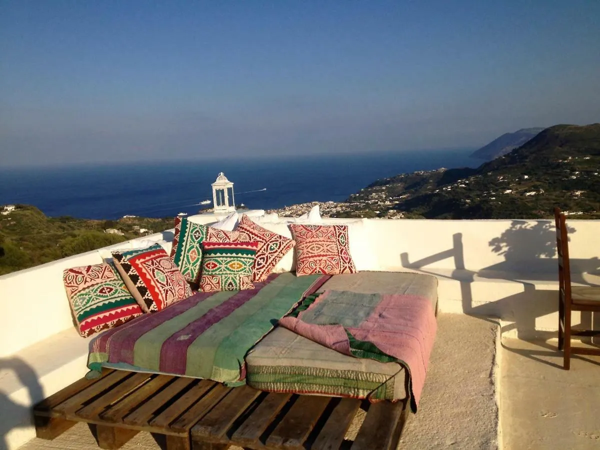 Villa Paradiso Piano Conte 0*,  Italy